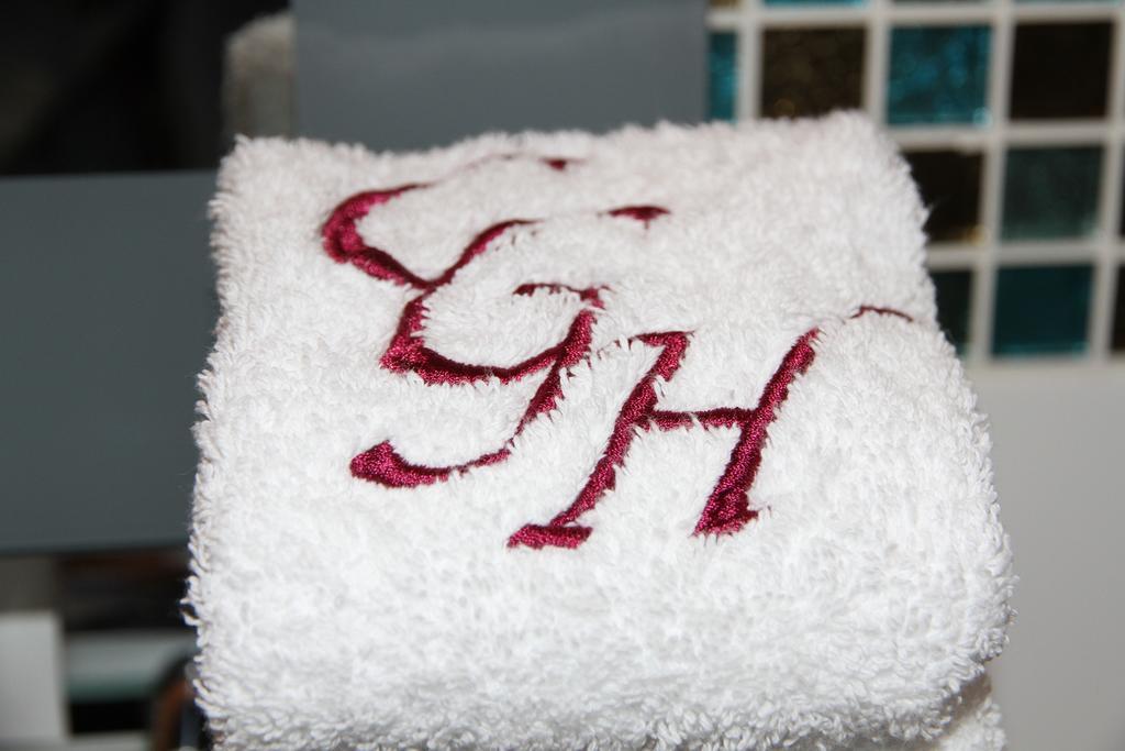 Crompton Guest House Hounslow Eksteriør bilde