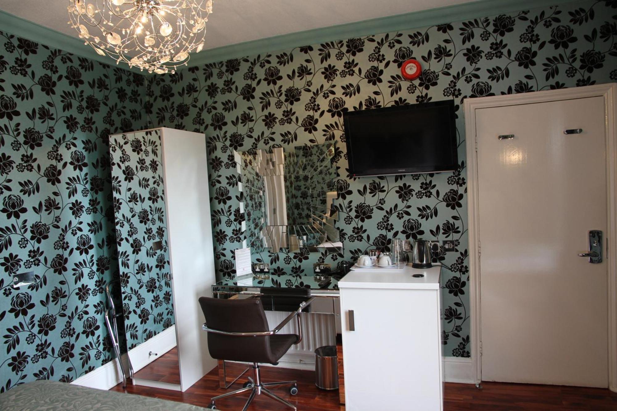 Crompton Guest House Hounslow Eksteriør bilde