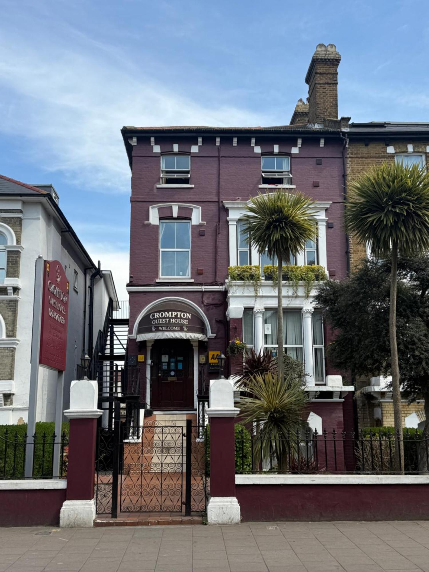 Crompton Guest House Hounslow Eksteriør bilde